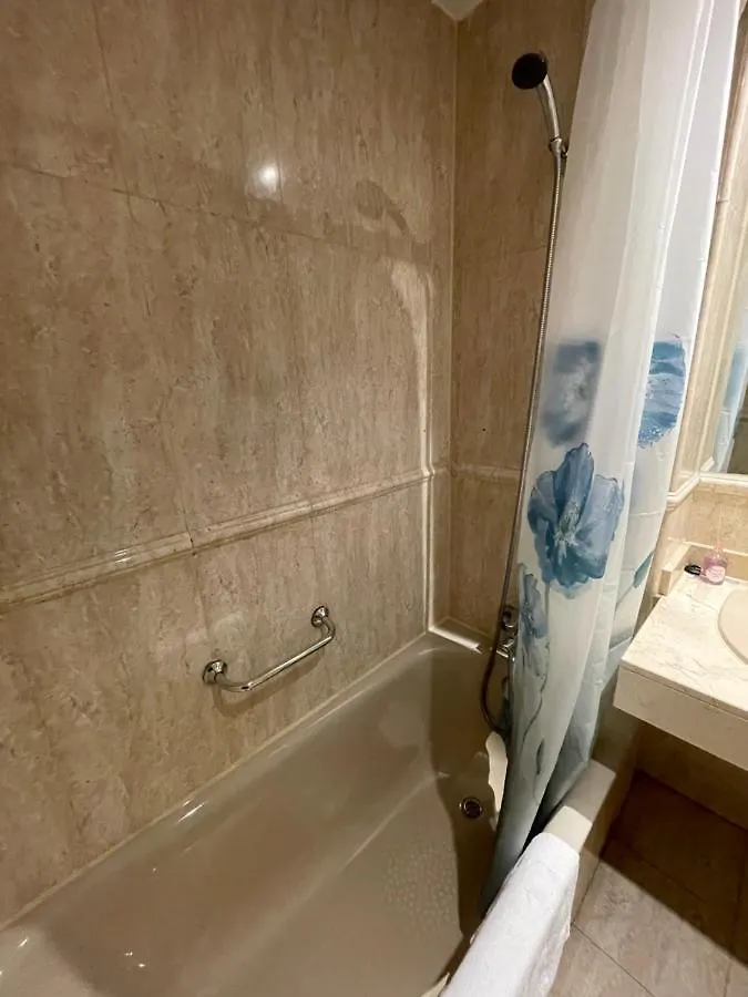 Apartment Plenilunio Suite, Airport, Ifema, Wanda Madrid Spain